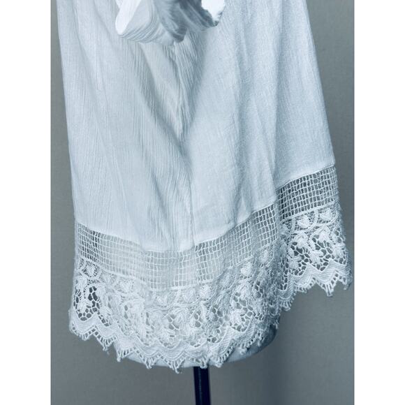 American Eagle Outfitters® White 3/4 Sleeve Blouse w/Embroidered Lace S/P India - Picture 6 of 15